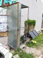 Refrigerator iron safety grill