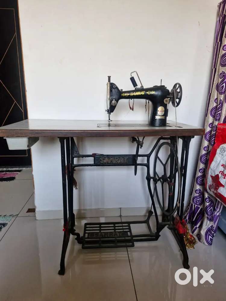 Sewing Machine to be sold