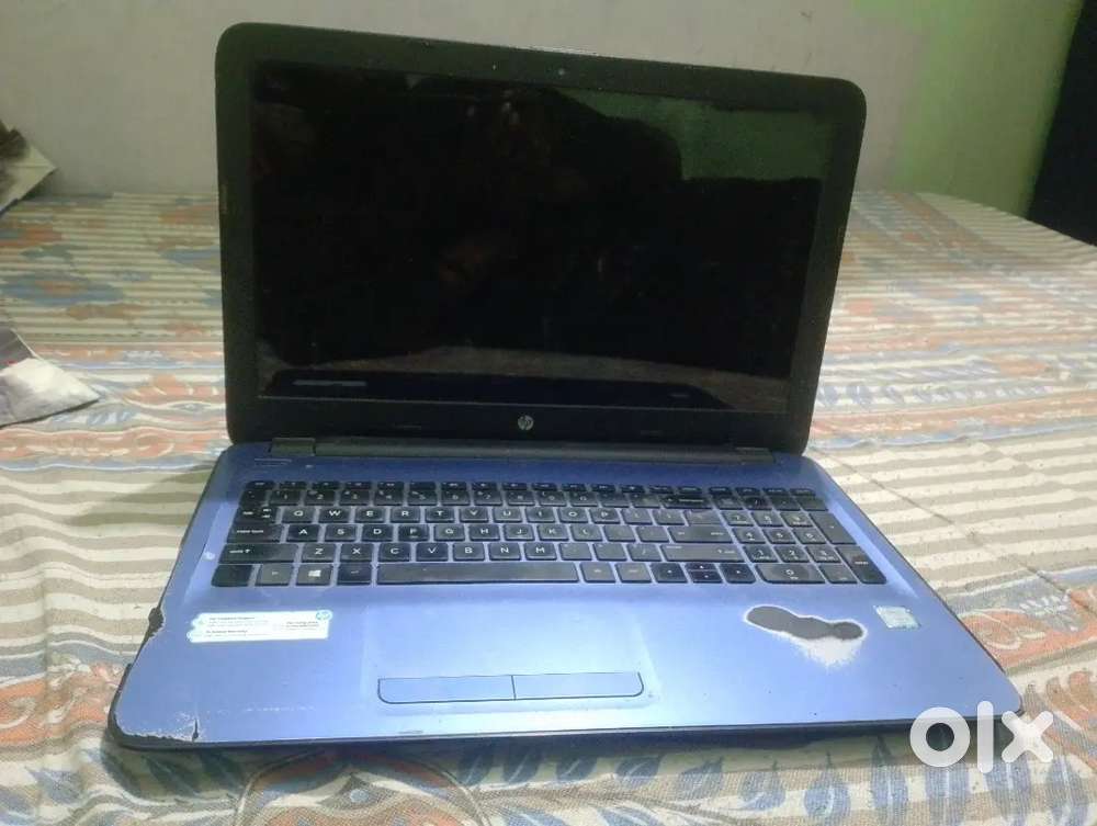 HP LAPTOP I3 Window 10