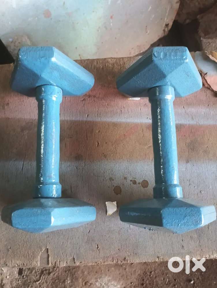 5.kg. dumbbell