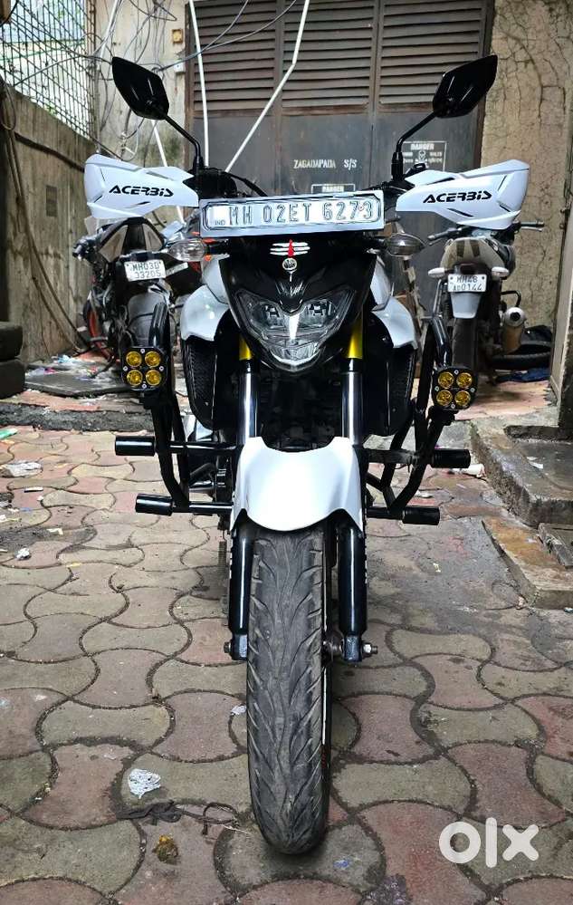 GOOD CONDITION / 1st Owner VEHICLE