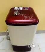 Onida washing machine in good condition.