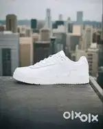 Puma Sneakers