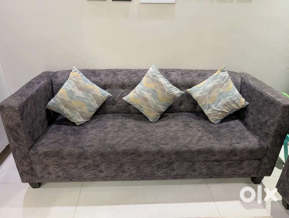 Grey Sofa set (3+2)