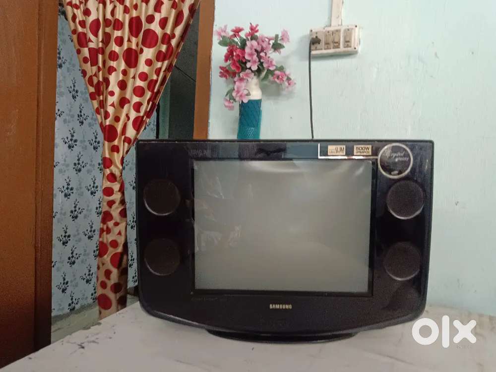 Samsung tv is good condition