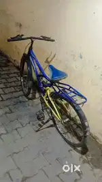 Koi Kami nahin Hai tyre tube abhi dalvaye the