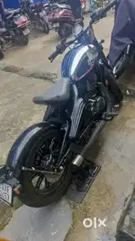 Jawa 42 Bobber - sirf 1800km chali Warranty 2028 tak first Owner