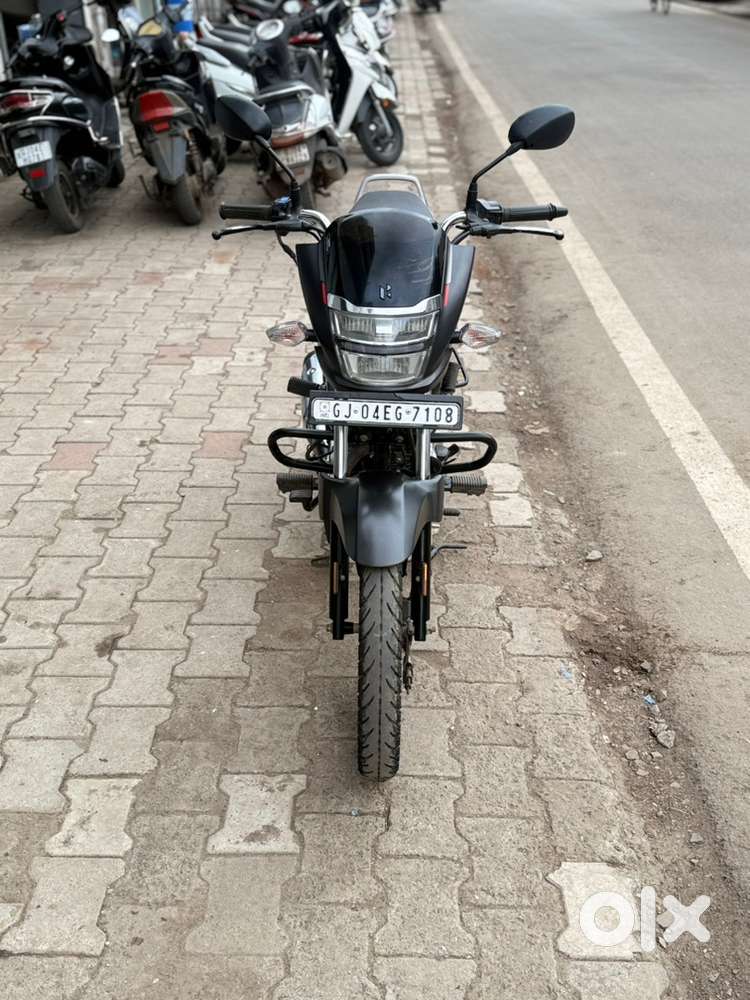 Hero Super Splendor 2023 (0 ડાઉનપેમેનેટ પુરેપુરી લોન ભાવનગર ડોકયુમેનટ)