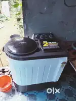 Whirlpool semi automatic washing machine