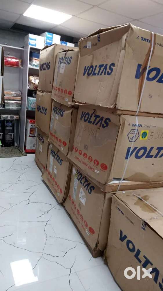 Split AC ,window ac 1.5 tr price down from market