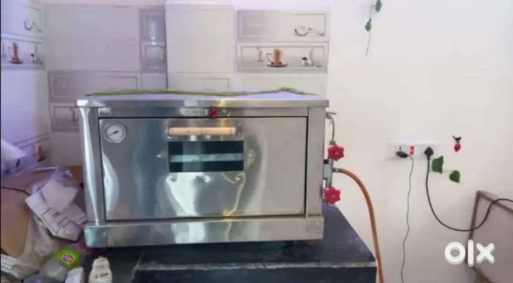 Comercial fire oven bake 12 pizaa at a time dual decker gas oven