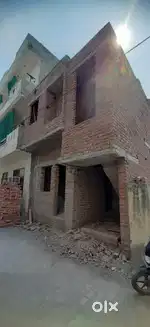 Registry  house  35 gaj me bna hua h