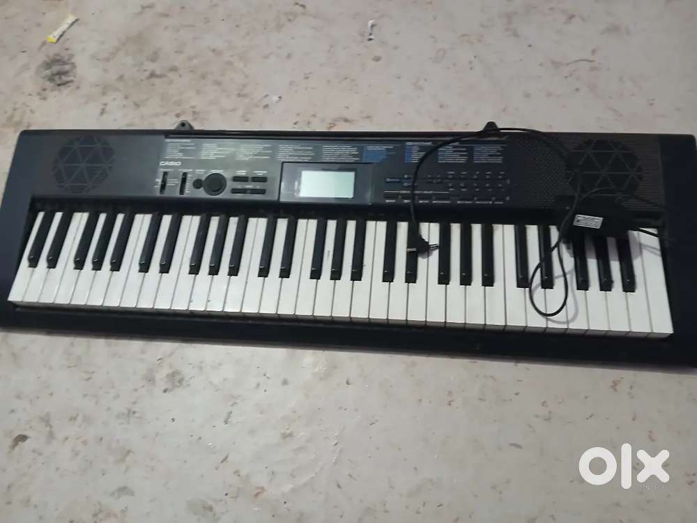 Piano keyboard