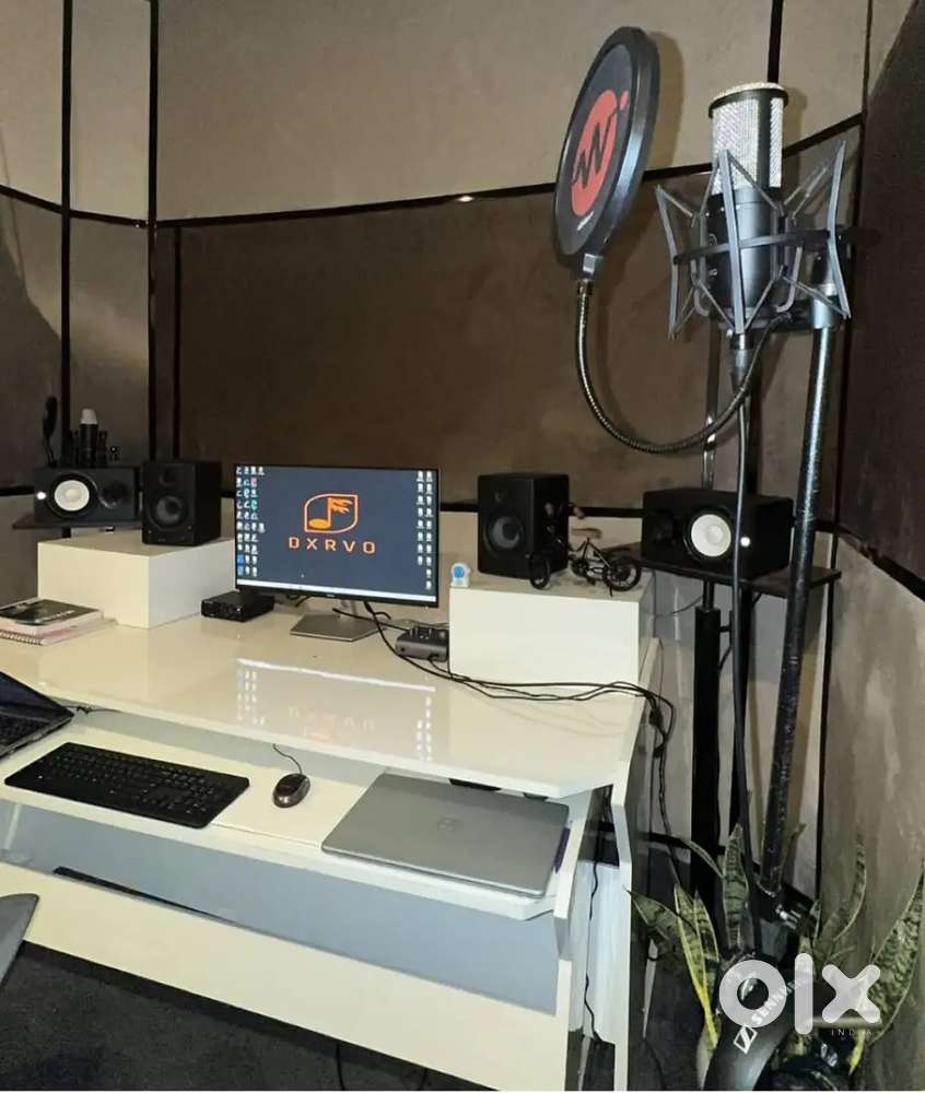 AMBER RECORDS STUDIO