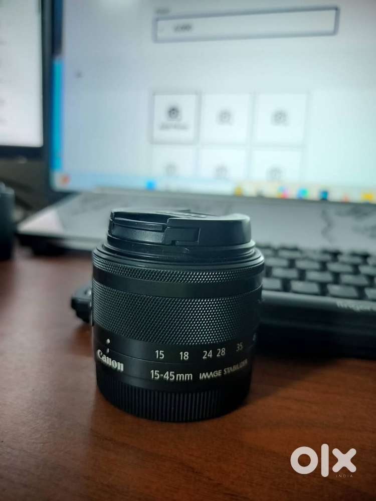 Canon EF-M 15-45mm f/3.5-6.3 Image Stabilization STM Zoom Lens (Black)