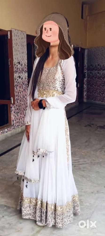 White dress ,gown