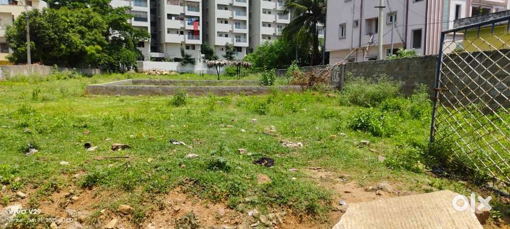 118 SQ YARDs OPEN PLOT FOR SALE IN KURMANNAPALEM BACK ABHIRAM HEIGHTS