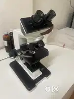 Labomed vision 2000 Microscope
