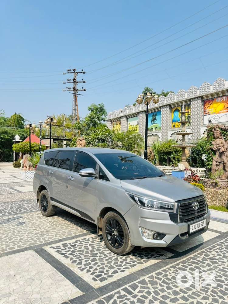 Toyota Innova Crysta 2016