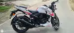 TVS Apache RTR 200 in excellent condition. model 12/12/2018