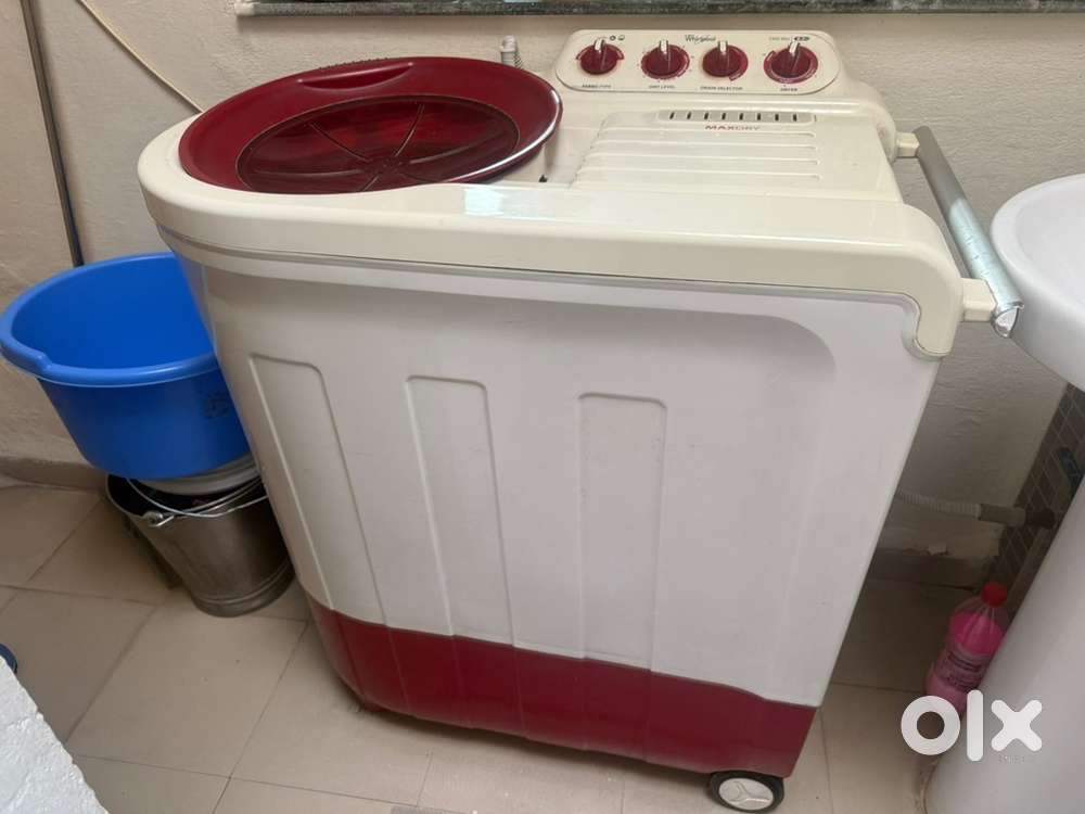 Whirlpool Semi Automatic washing machine