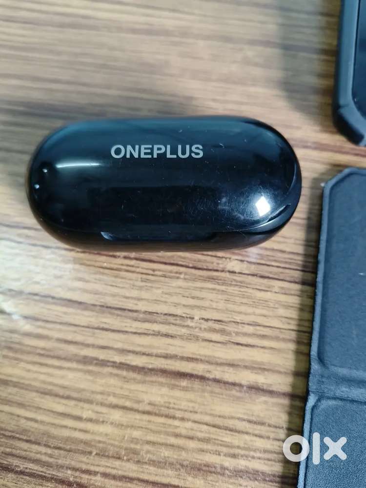 OnePlus Buds Z2 Bluetooth Truly Wireless in Ear Earbuds with mic