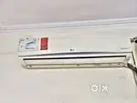 LG inverter AC 1.5T 5YR old