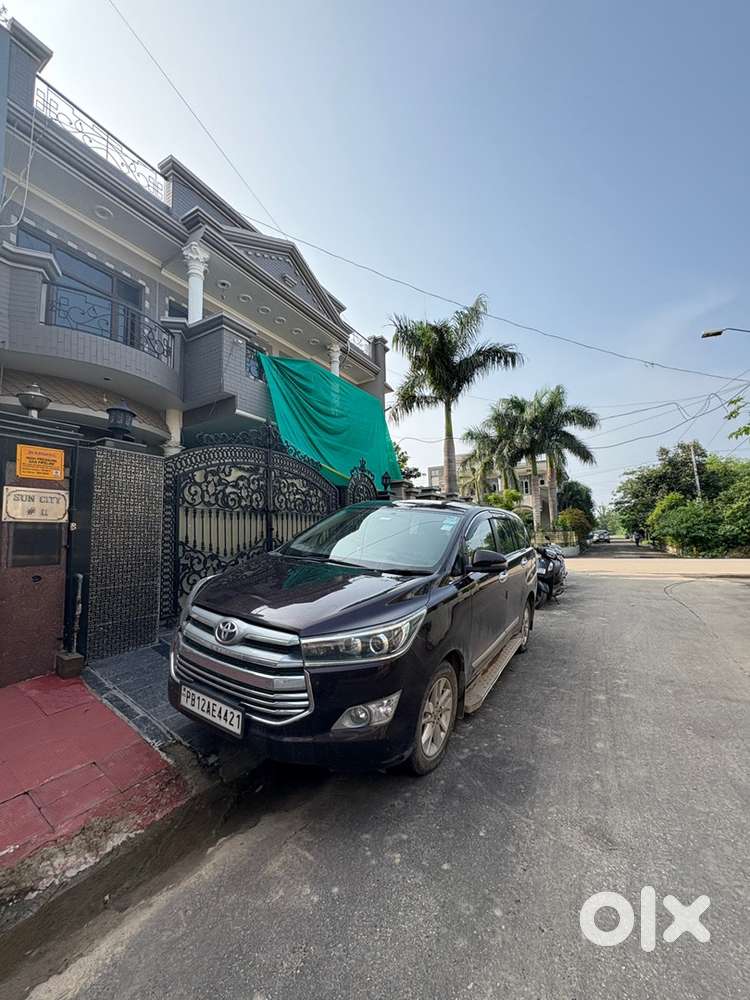 Toyota Innova Crysta 2018