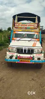 Mahindra Pick up