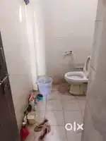 Sharing 1 rk room for female only