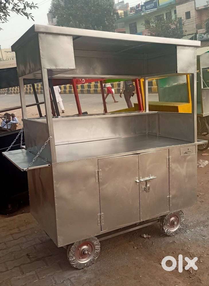 Handle a food stall