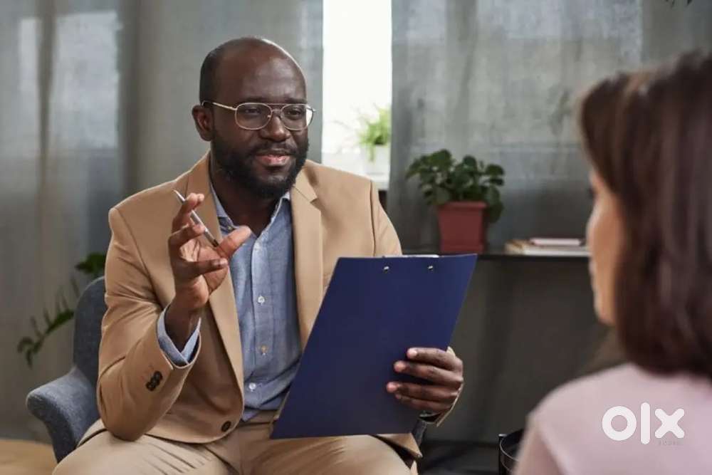 Custamer rilation officer