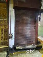 Shop for sale chowk Gol darwaza sarafamandi main road shop for 21 shop