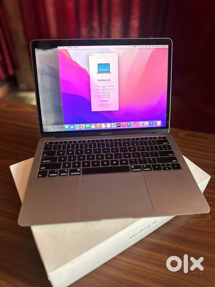 macbook air (2018) Corner display flickering only