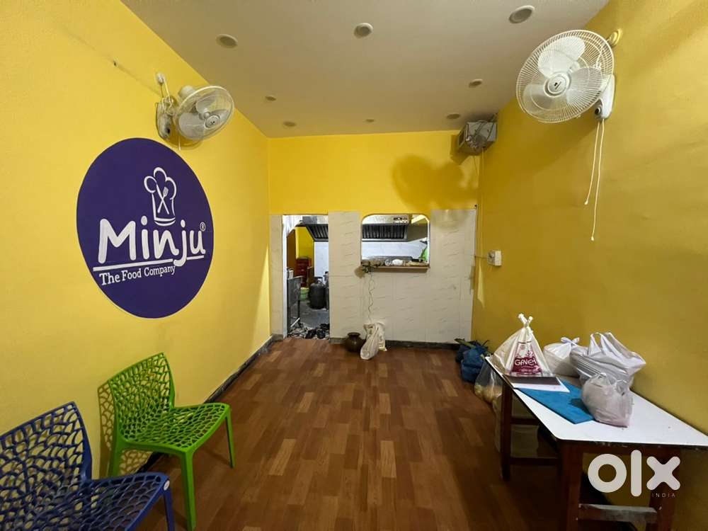 Sale for Running Fastfood center