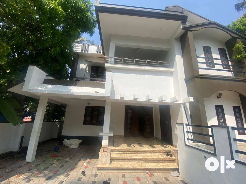 P-00298: House for sale in Cheruvannur, Kozhikode