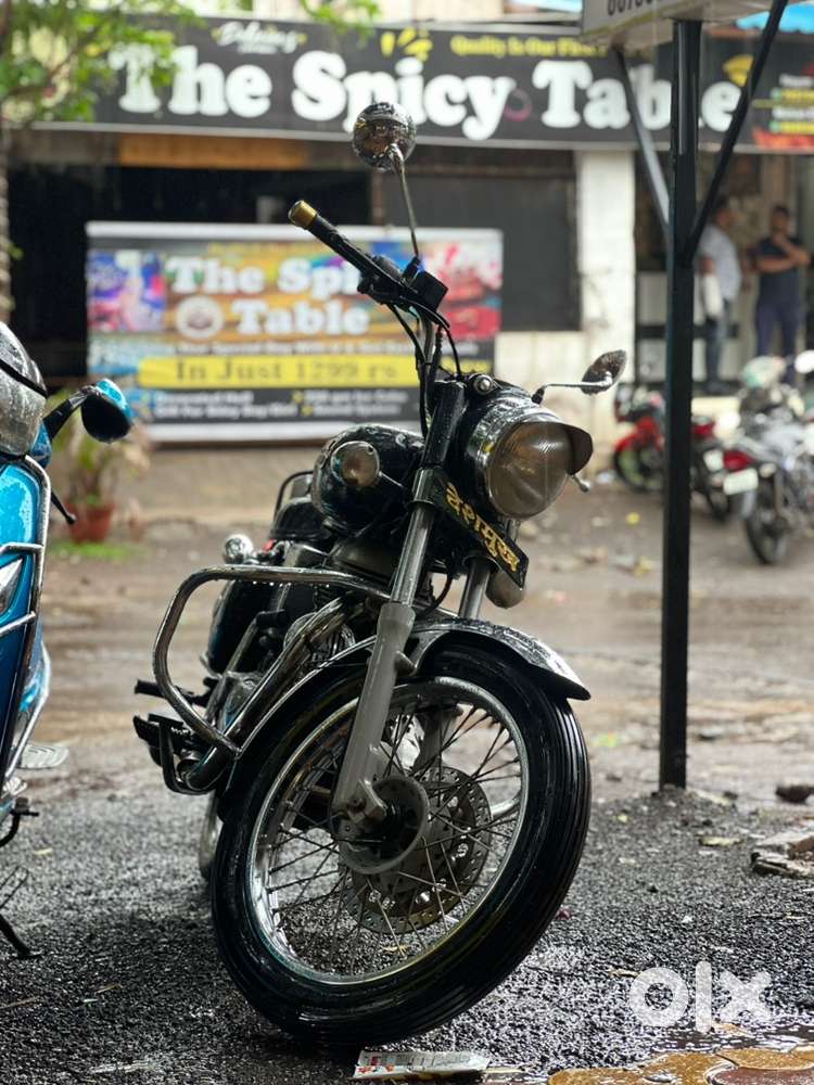 Bullet Electra 350 Bottle green colour