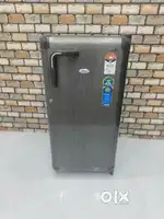 180 Ltrs s/d fridge whirlpool genius