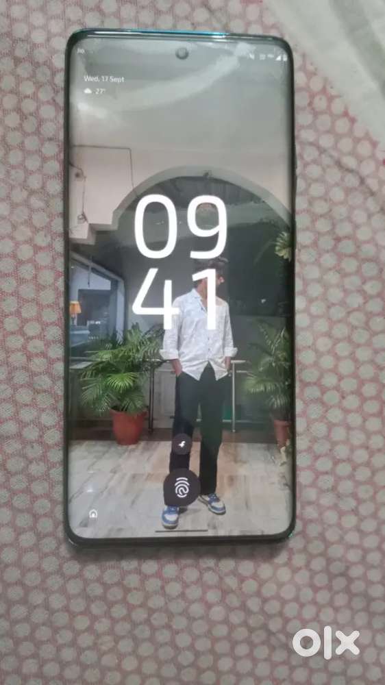 Screen crack h but display ok