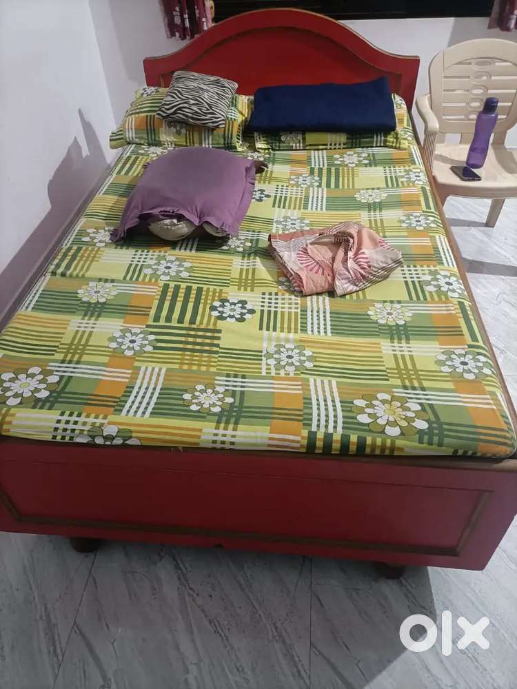Sagwan bed