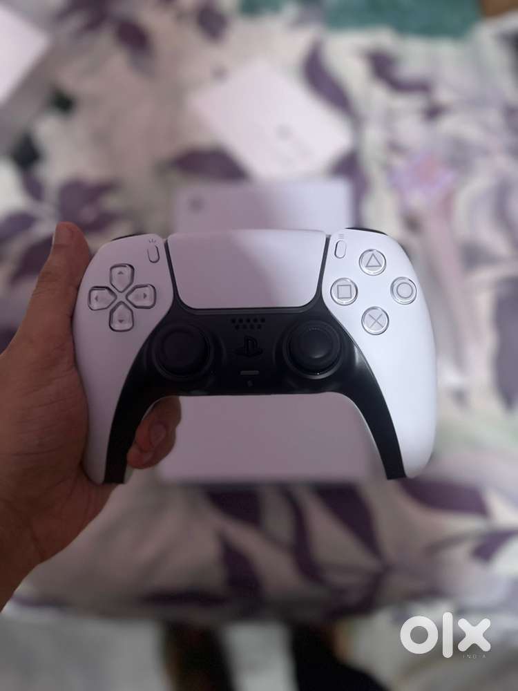 PS5 slim digital at 32k