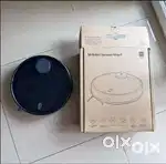 Mi Robot Vacuum-Mop  P with box excellent condition