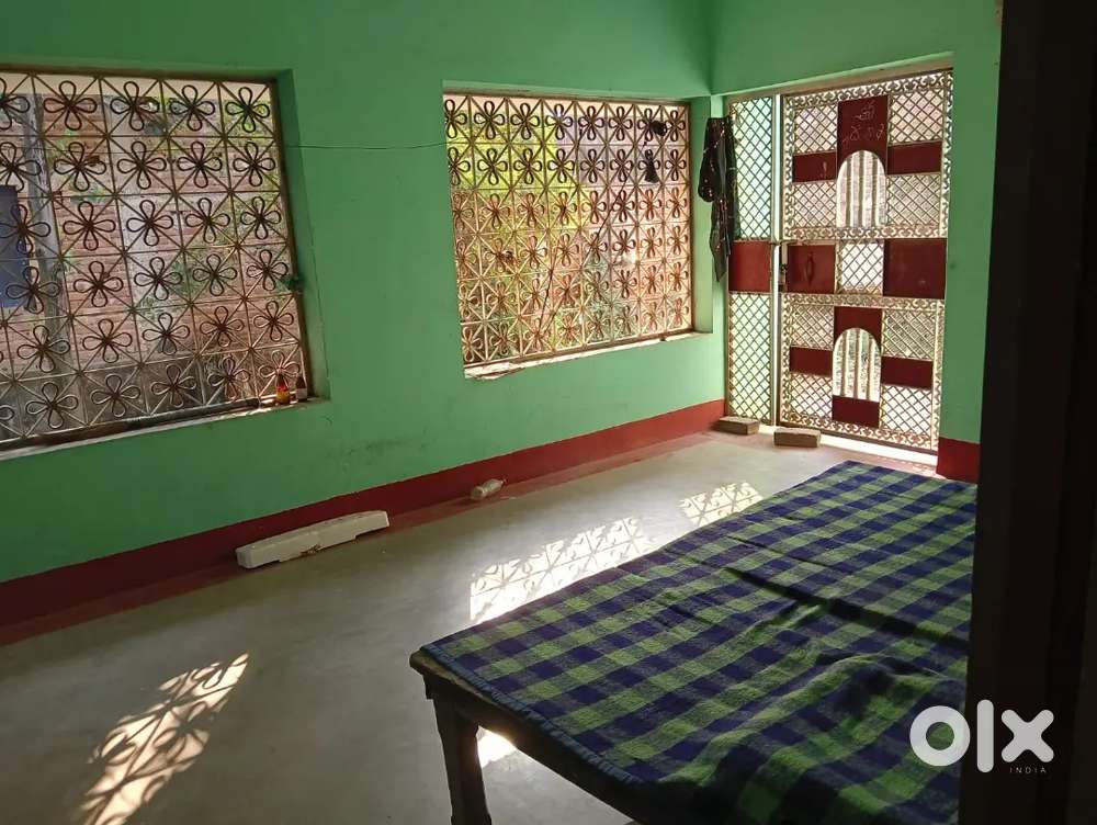 2 room 2hall with daning room1 bathroom whith India and western bartho