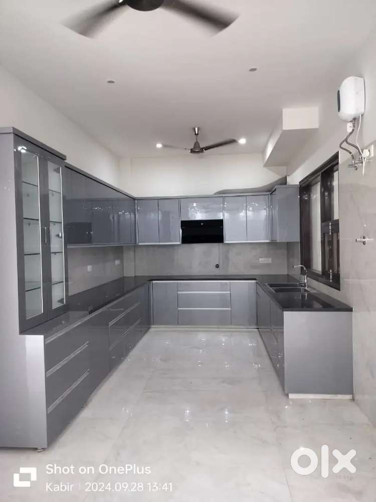 2BHK Semi Furnished Society Apertment Available For Rent sector.37C