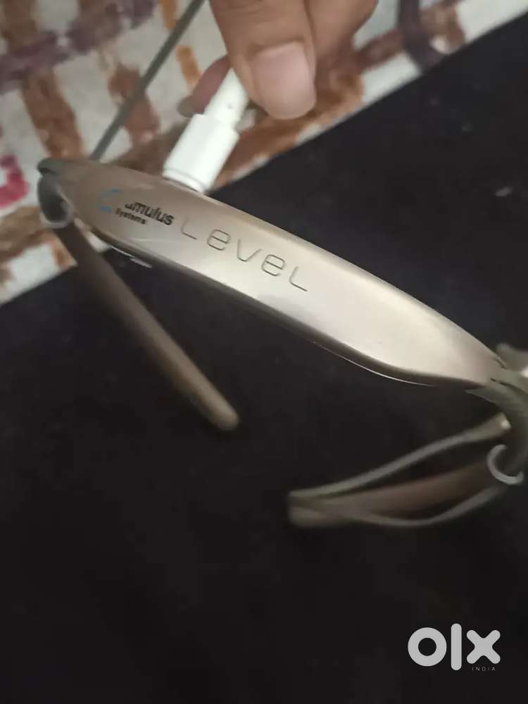 Samsung LVL wireless bluetooth headset
