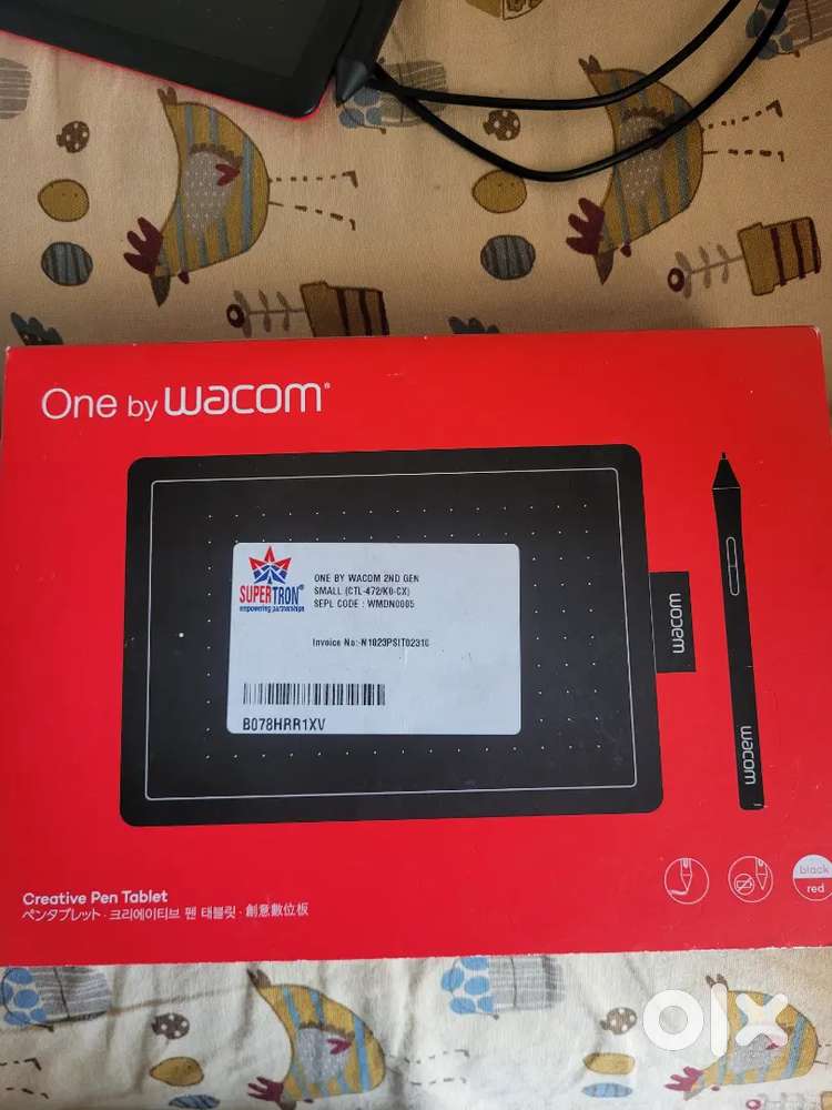 Wacom CTL-472/K0-CX digital drawing graphics pen tablet