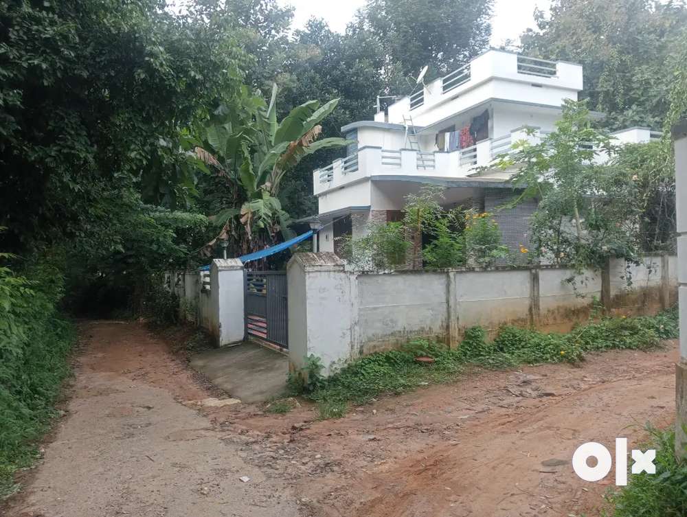 1220 sqft. With 5.25cent land with House for sale @Rs 38 lakhs only