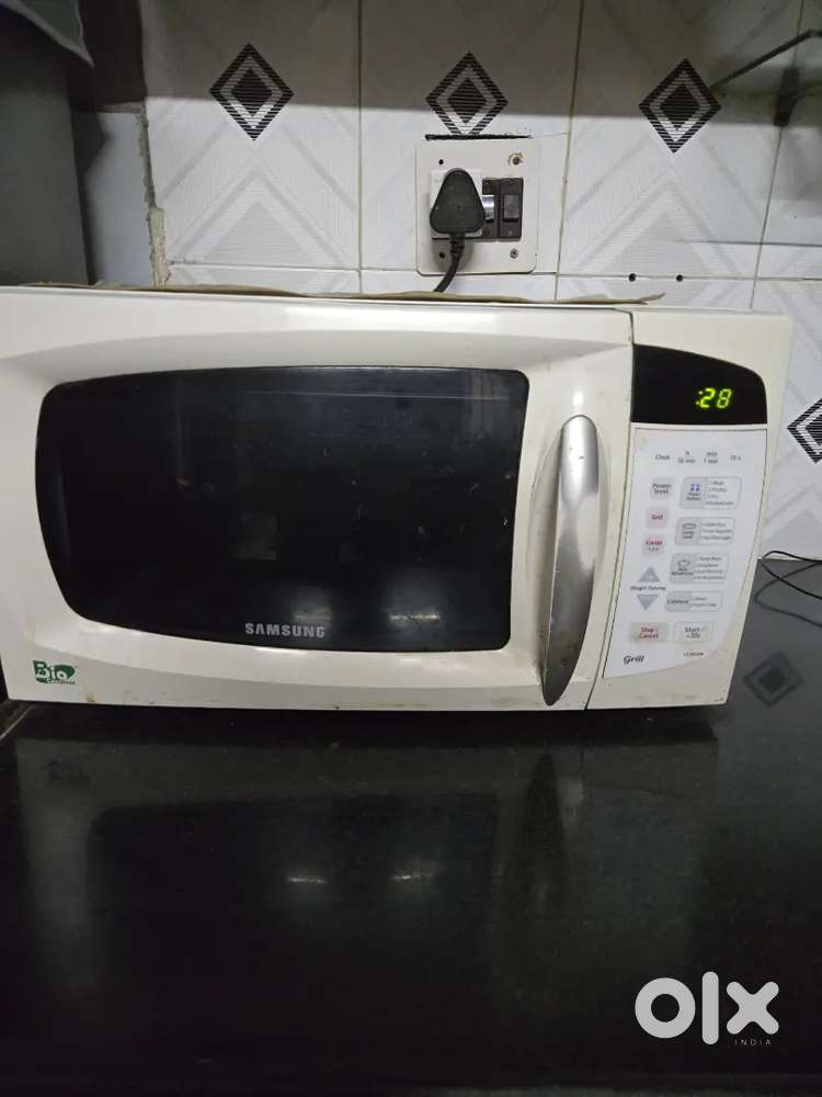 Microwave oven samsung new condition