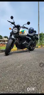Royal Enfield hunter 350 Rio White 2025 model Urgent Selling!!