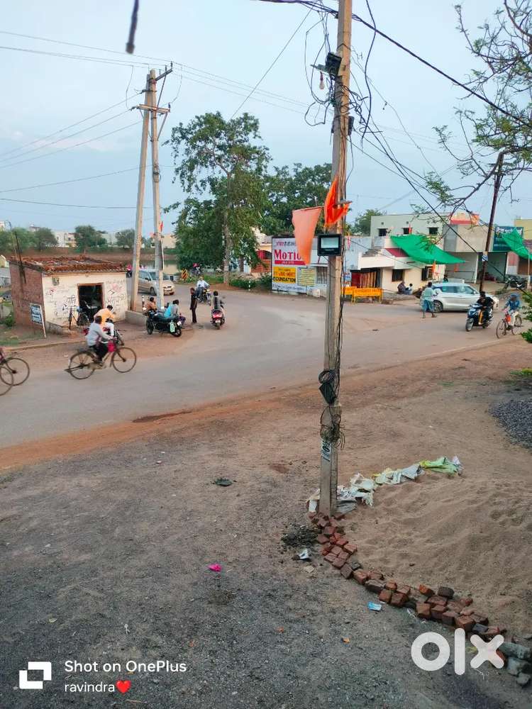 Business mein sabse best location Hai umarpoti mein front off road